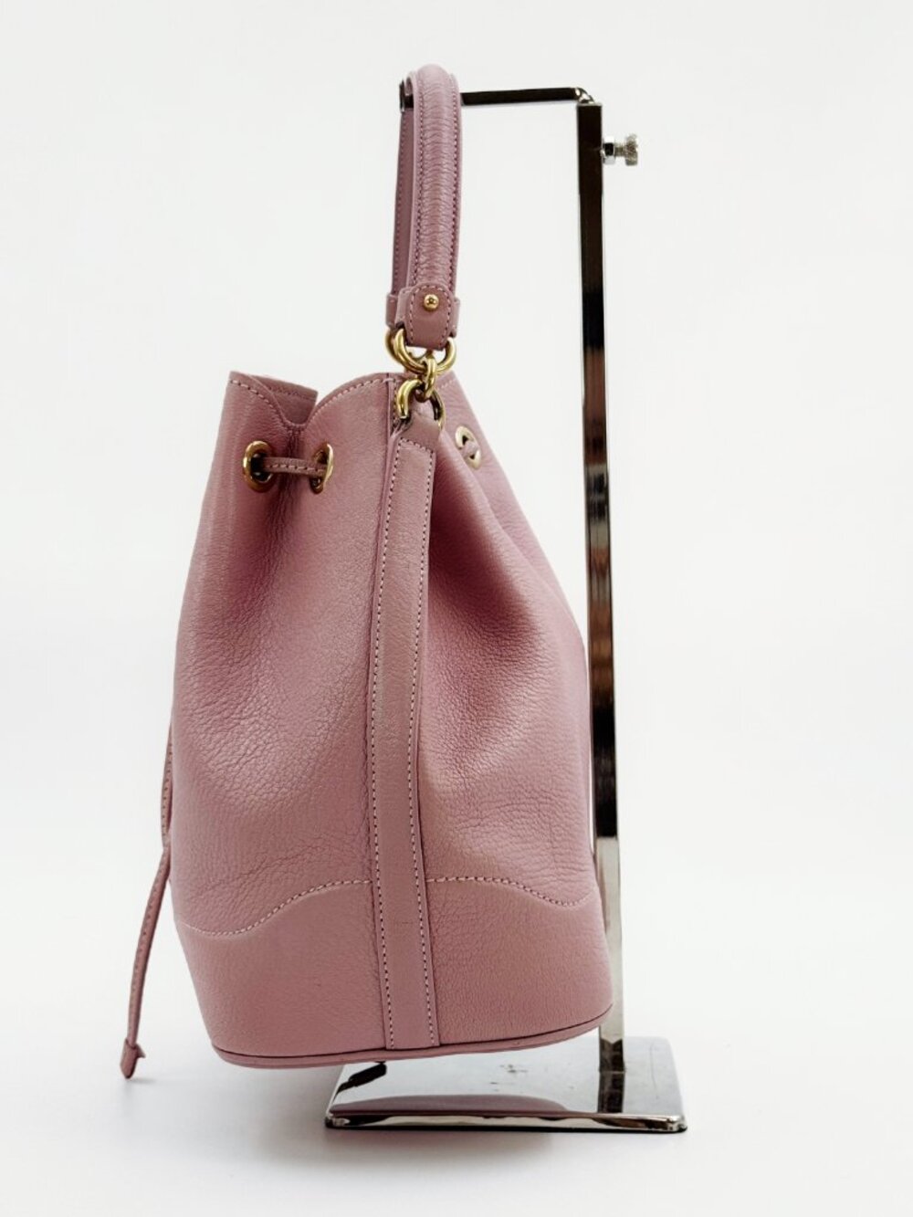 Salvatore Ferragamo Millie Pink Leather Bucket Bag 2-Way Shoulder Crossbody - Picture 4 of 14